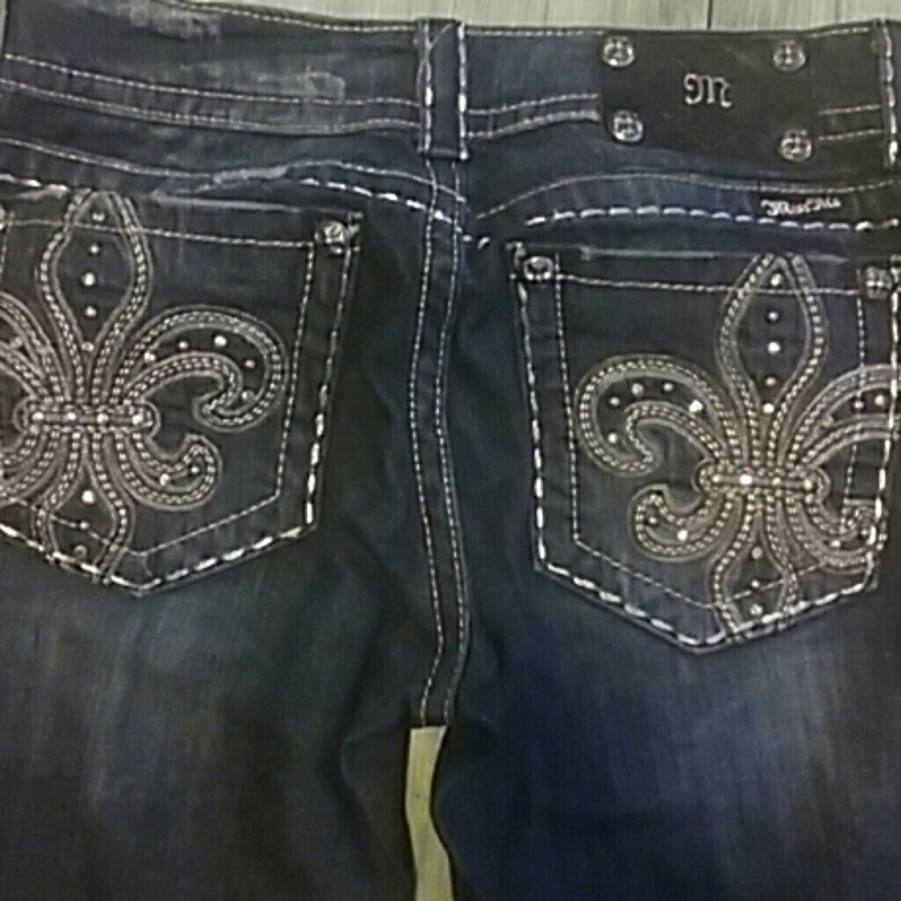 Women's jeans